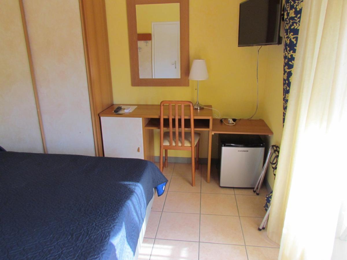Hotel Villa Colombo Lido di Camaiore Esterno foto