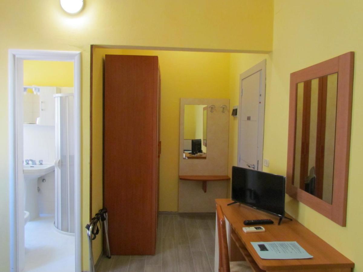 Hotel Villa Colombo Lido di Camaiore Esterno foto