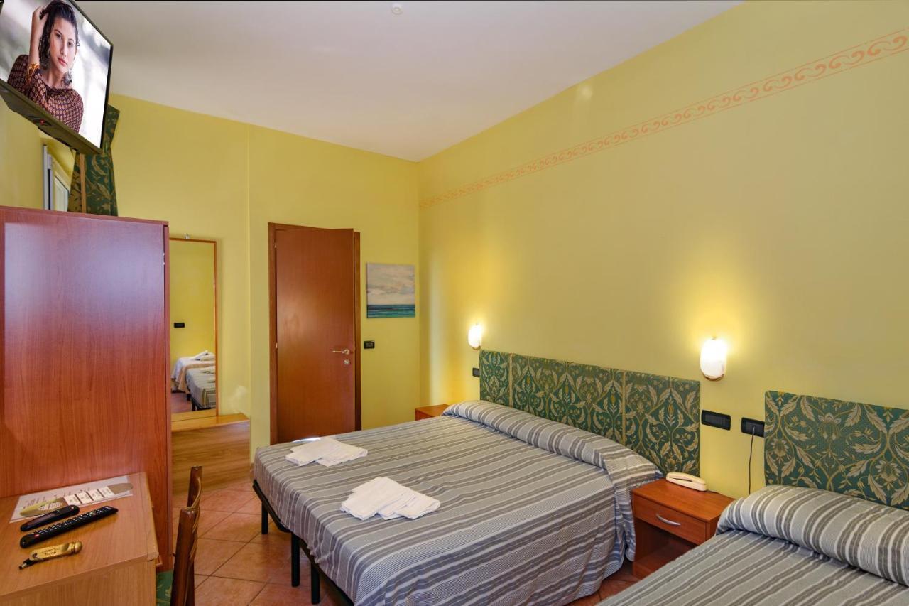 Hotel Villa Colombo Lido di Camaiore Esterno foto