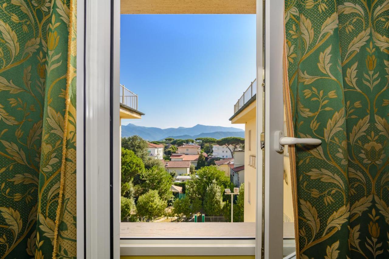 Hotel Villa Colombo Lido di Camaiore Esterno foto