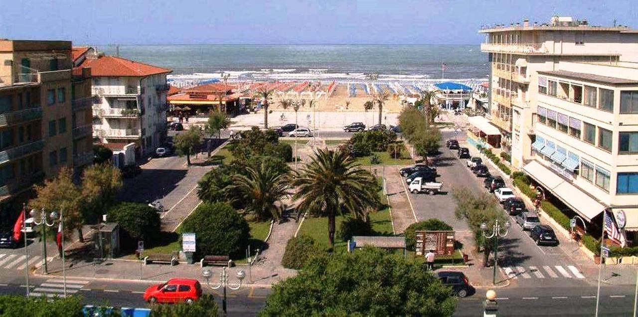 Hotel Villa Colombo Lido di Camaiore Esterno foto