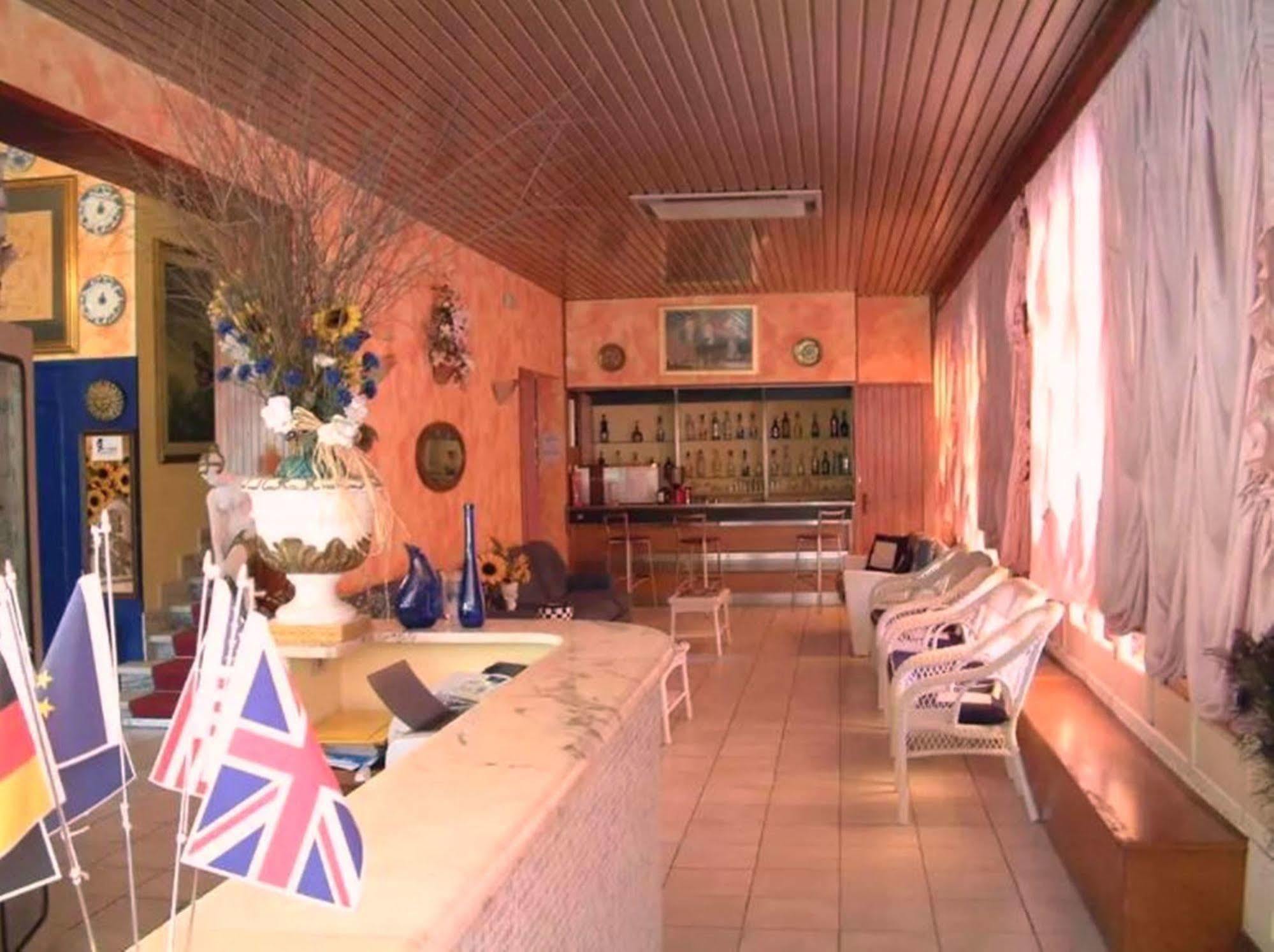 Hotel Villa Colombo Lido di Camaiore Esterno foto